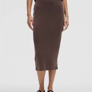 Lululemon Athletica Drapey Softstreme Column Midi Skirt